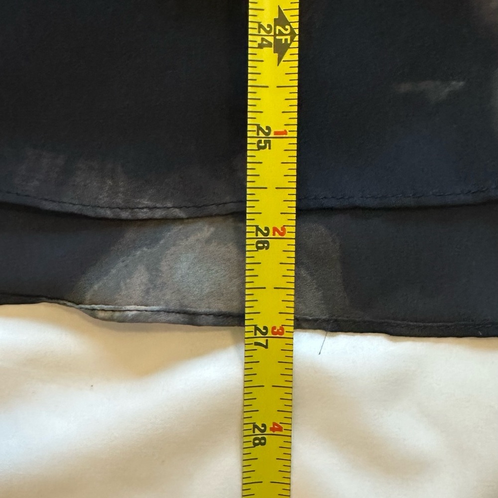 Simply Vera Vera Wang Black and Gray Blouse - Picture 5 of 8